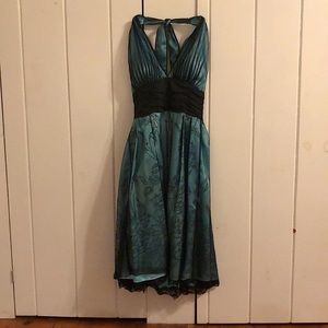 Adrianna Papell Size 4 Backless Cocktail Dress - Really Cute, Broken Zipper!